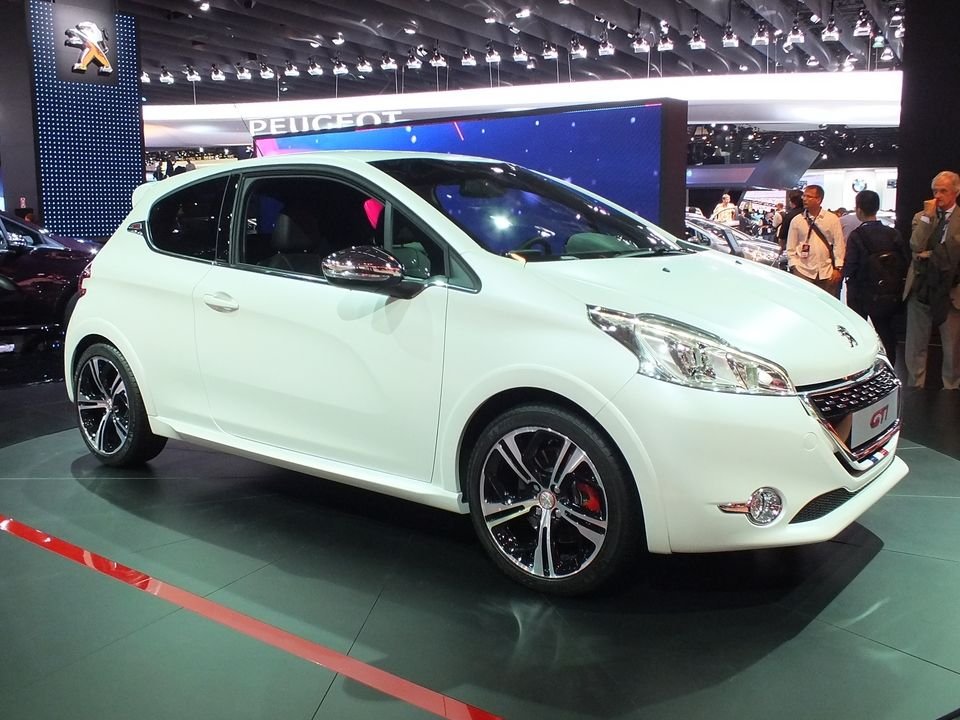 peugeot 208 gti